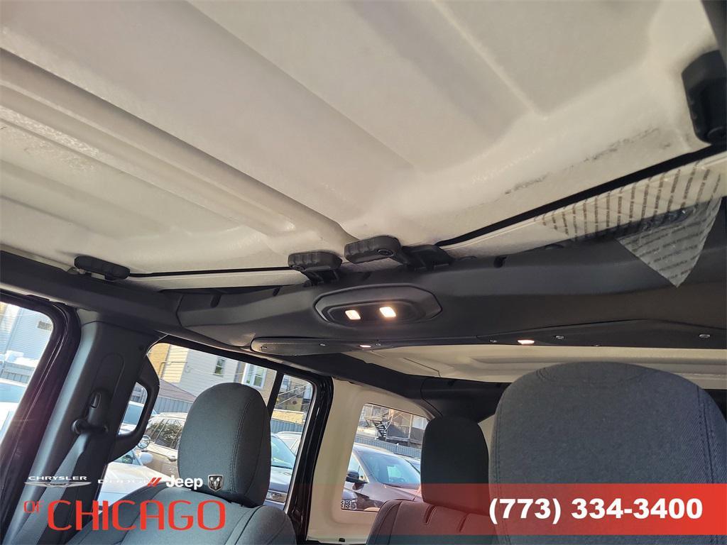 new 2025 Jeep Wrangler car, priced at $38,726