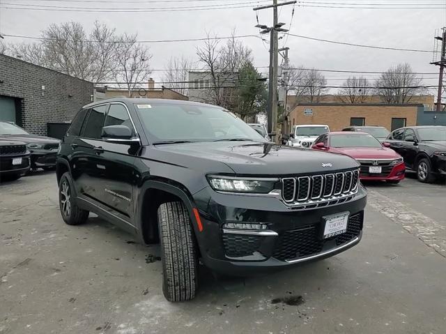 new 2025 Jeep Grand Cherokee car, priced at $45,731