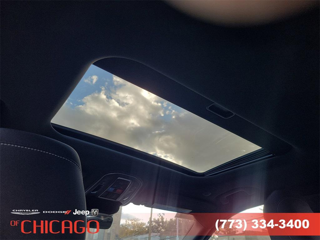 new 2025 Jeep Grand Cherokee car, priced at $39,219