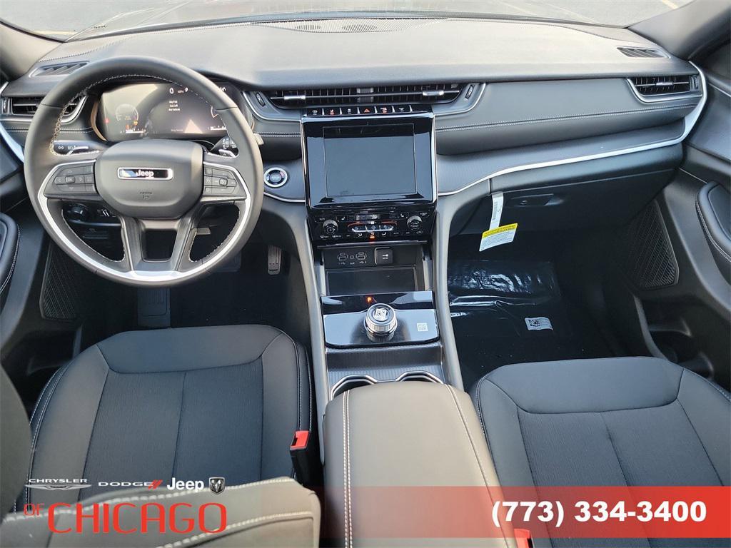 new 2025 Jeep Grand Cherokee car, priced at $39,219