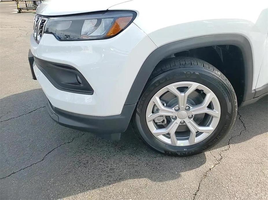 new 2024 Jeep Compass car, priced at $25,412