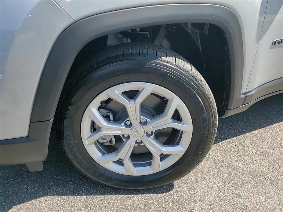 new 2024 Jeep Compass car, priced at $25,888