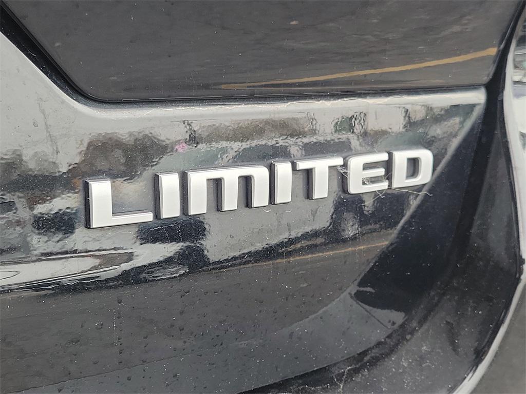 used 2024 Jeep Grand Cherokee car, priced at $31,250