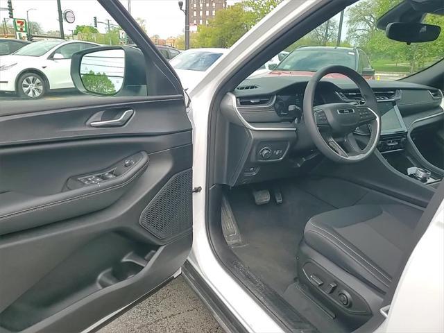 used 2024 Jeep Grand Cherokee car, priced at $34,000