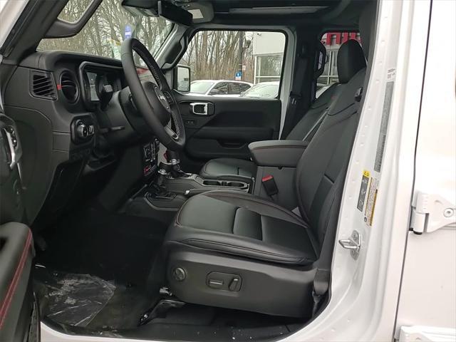 new 2025 Jeep Wrangler car, priced at $64,383