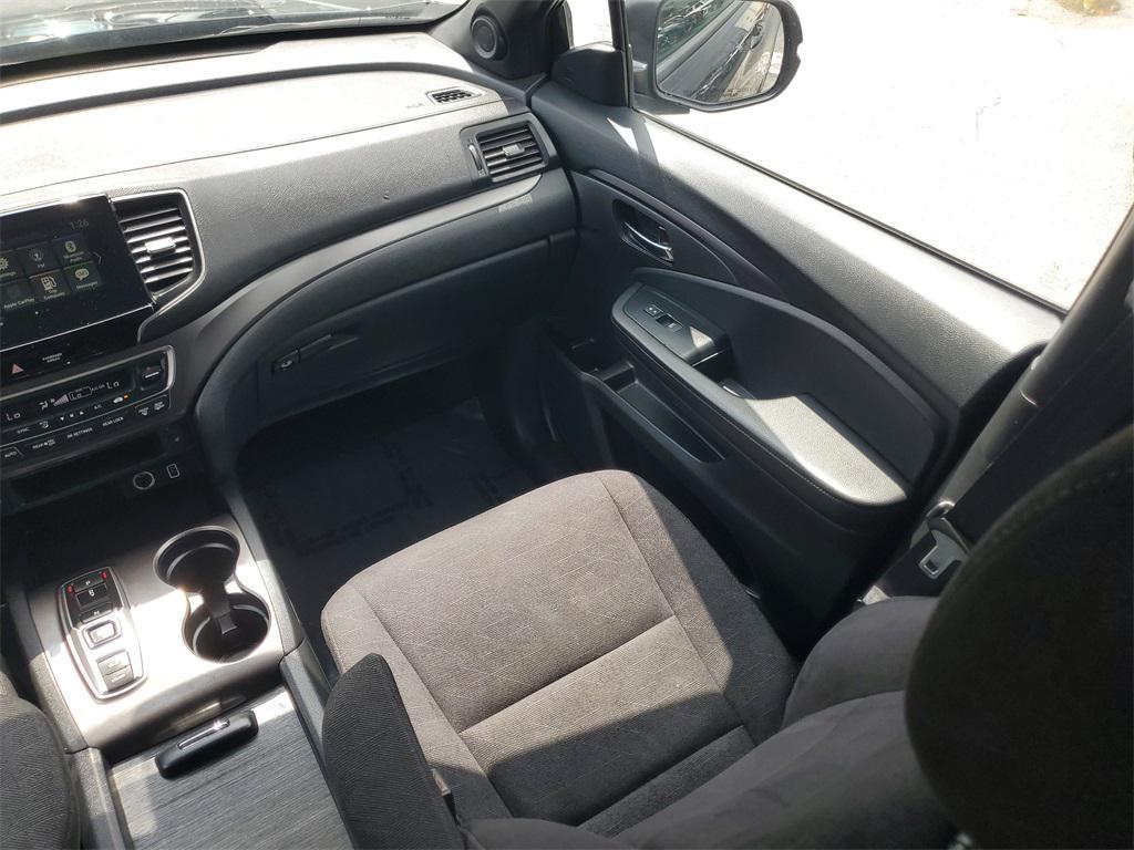 used 2022 Honda Pilot car, priced at $26,250