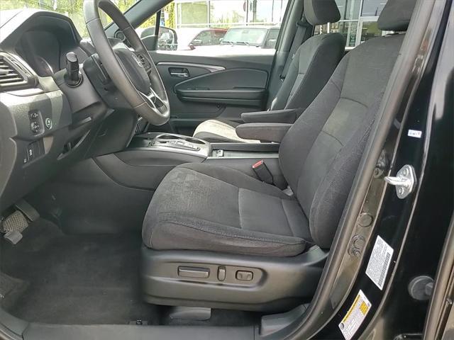 used 2022 Honda Pilot car, priced at $28,000