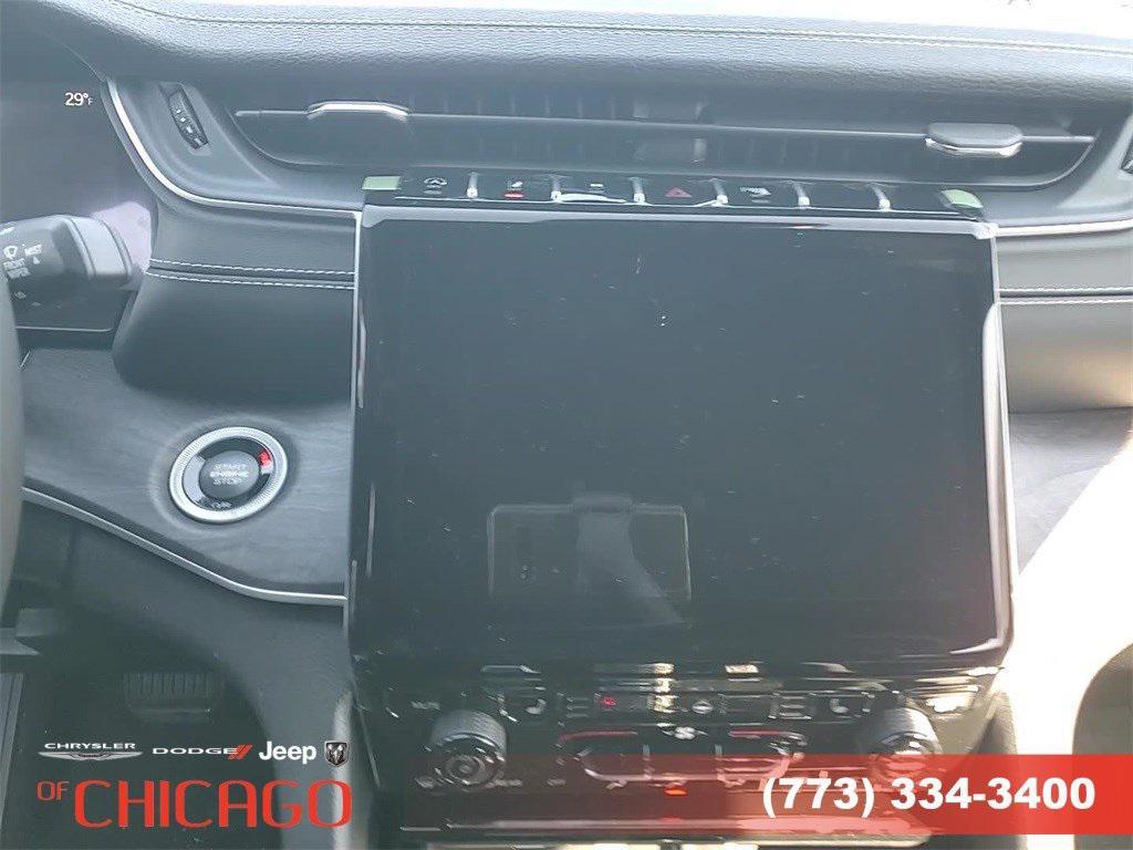 new 2025 Jeep Grand Cherokee car, priced at $41,158