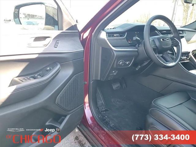 new 2025 Jeep Grand Cherokee car, priced at $42,171
