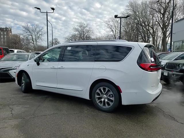 new 2025 Chrysler Pacifica car, priced at $45,475