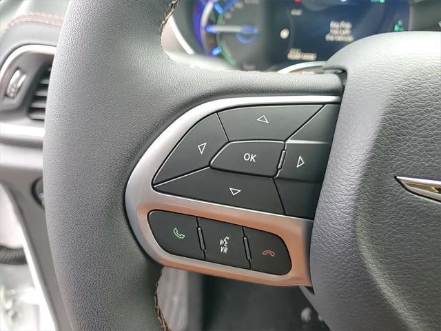 new 2025 Chrysler Pacifica car, priced at $43,480