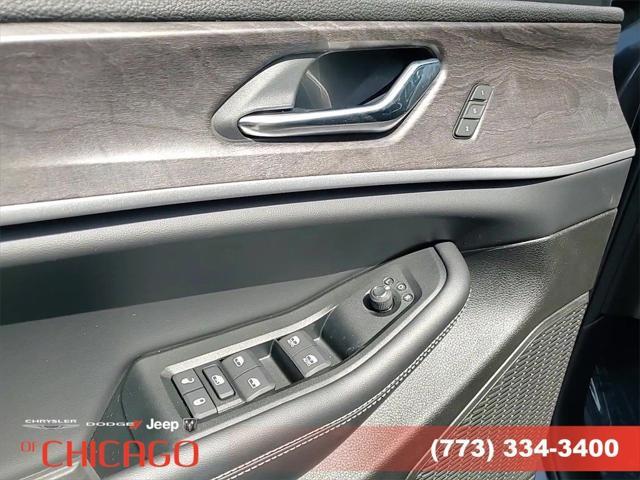 new 2025 Jeep Grand Cherokee car, priced at $40,426