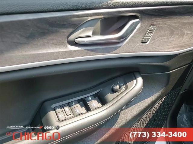 new 2025 Jeep Grand Cherokee car, priced at $42,771