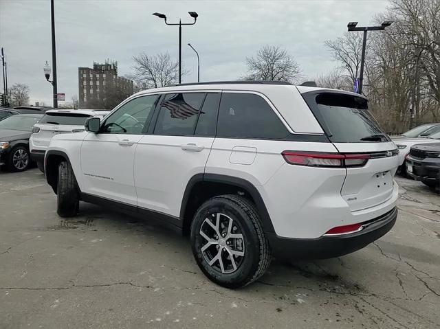 new 2025 Jeep Grand Cherokee car, priced at $45,037