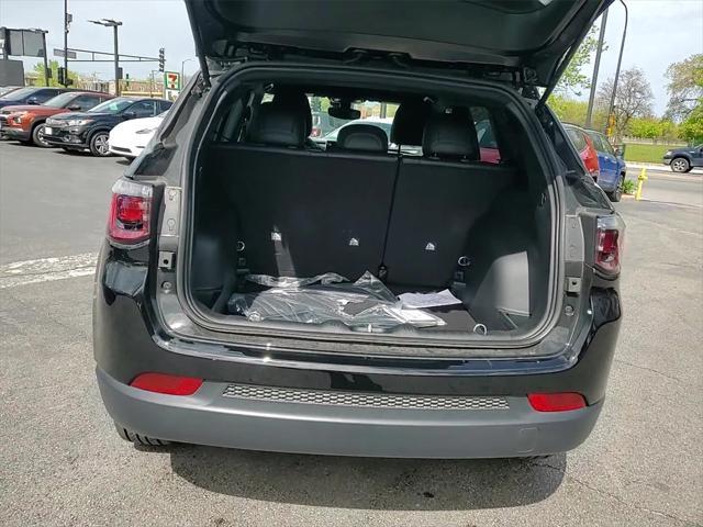new 2025 Jeep Compass car, priced at $27,558