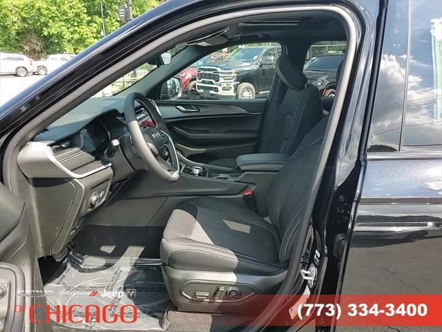 new 2025 Jeep Grand Cherokee car, priced at $33,782
