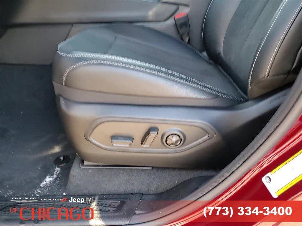 new 2025 Jeep Grand Cherokee L car, priced at $39,309