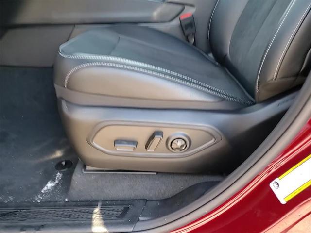 new 2025 Jeep Grand Cherokee L car, priced at $40,104