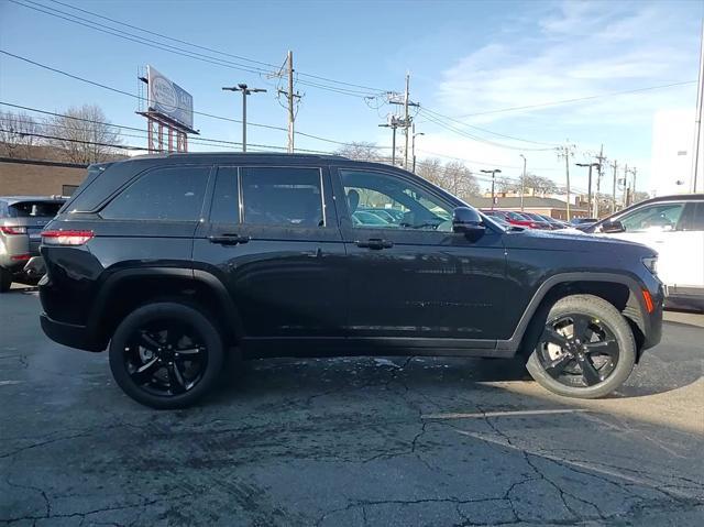 new 2025 Jeep Grand Cherokee car, priced at $44,245