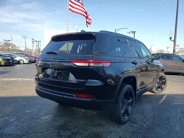 new 2025 Jeep Grand Cherokee car, priced at $44,245