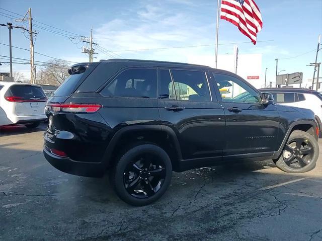 new 2025 Jeep Grand Cherokee car, priced at $44,245