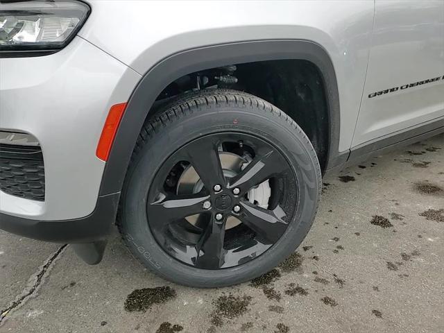 new 2025 Jeep Grand Cherokee car, priced at $44,434