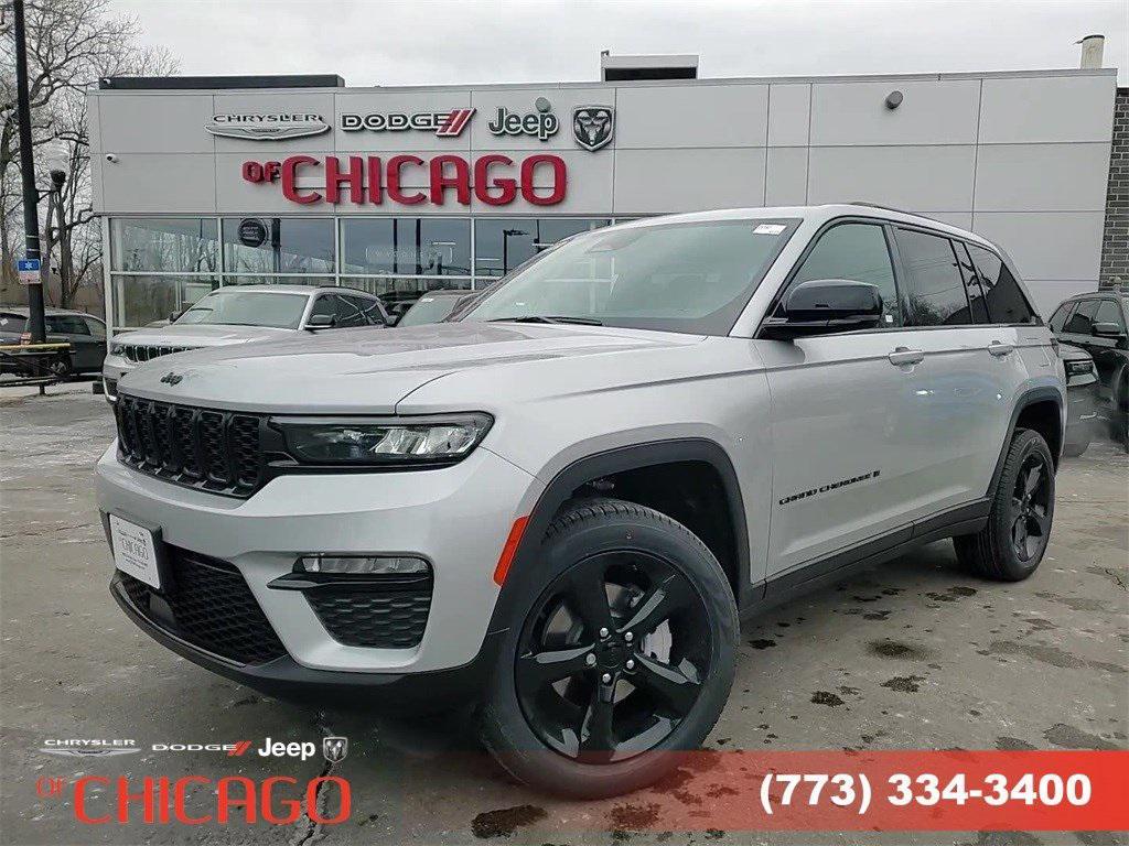 new 2025 Jeep Grand Cherokee car, priced at $38,876