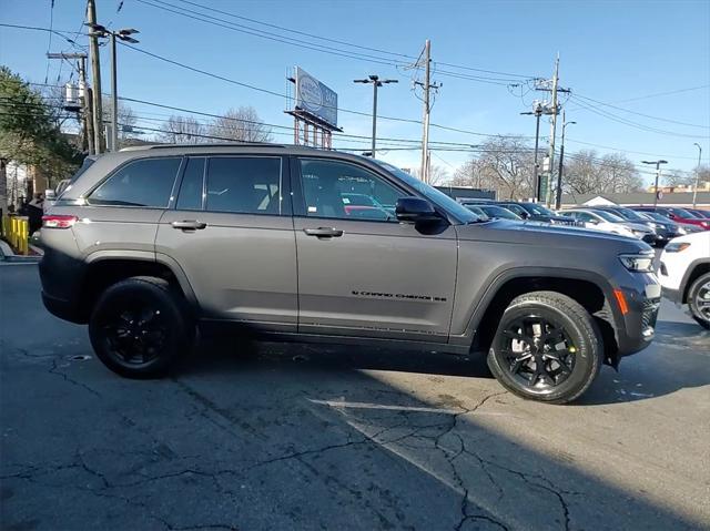 new 2025 Jeep Grand Cherokee car, priced at $38,553