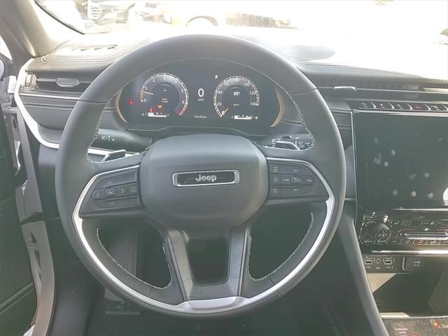new 2025 Jeep Grand Cherokee car, priced at $38,024
