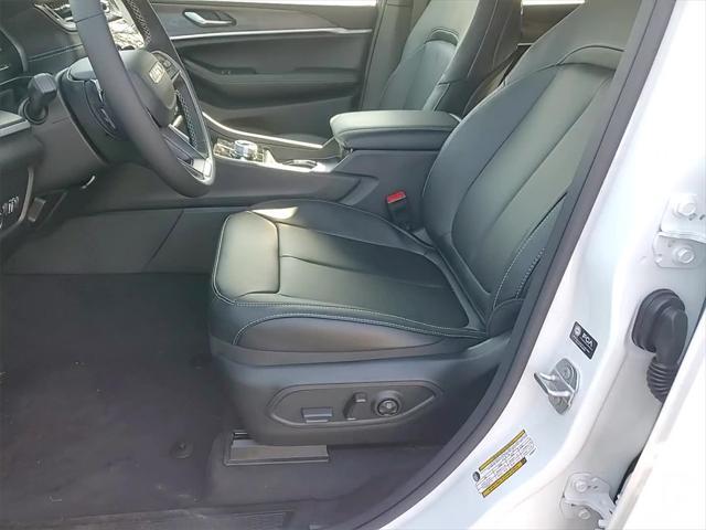 new 2025 Jeep Grand Cherokee car, priced at $38,024