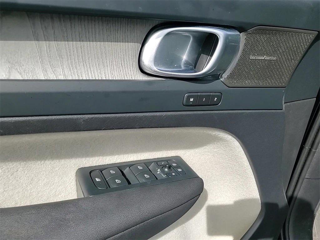used 2023 Volvo XC40 car, priced at $31,317
