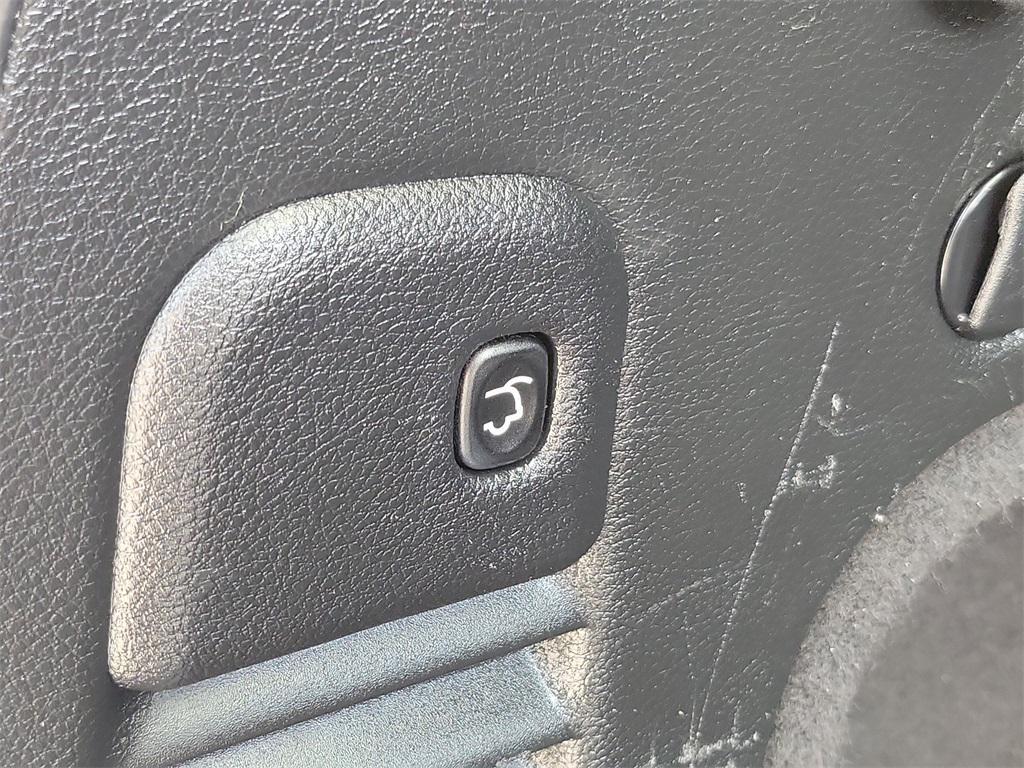 used 2021 Jeep Grand Cherokee car, priced at $22,750