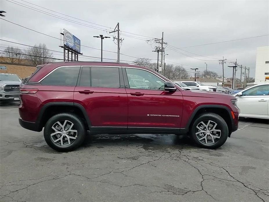 new 2024 Jeep Grand Cherokee car, priced at $45,588