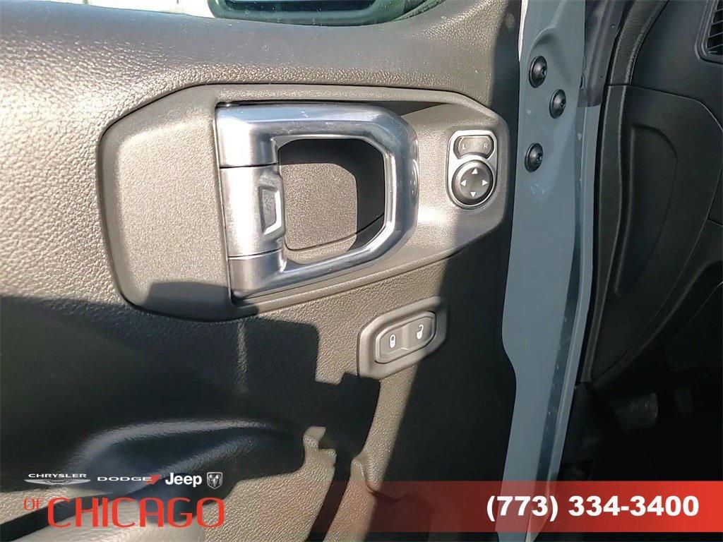 new 2025 Jeep Wrangler car, priced at $41,804