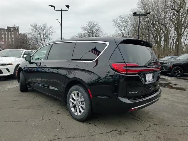 new 2025 Chrysler Pacifica car, priced at $38,783