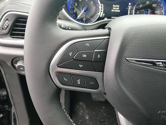 new 2025 Chrysler Pacifica car, priced at $38,783