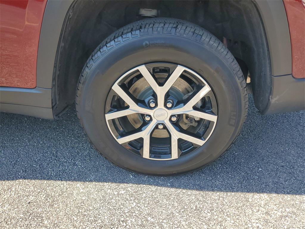 used 2024 Jeep Grand Cherokee L car, priced at $32,500