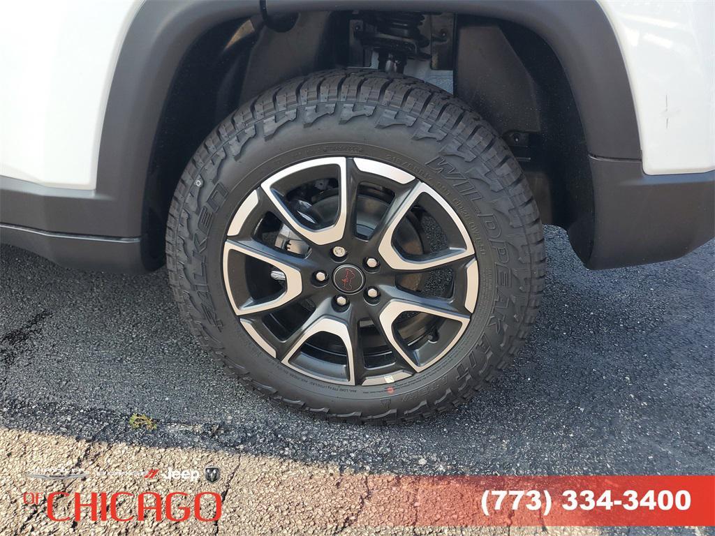 new 2025 Jeep Compass car, priced at $28,546