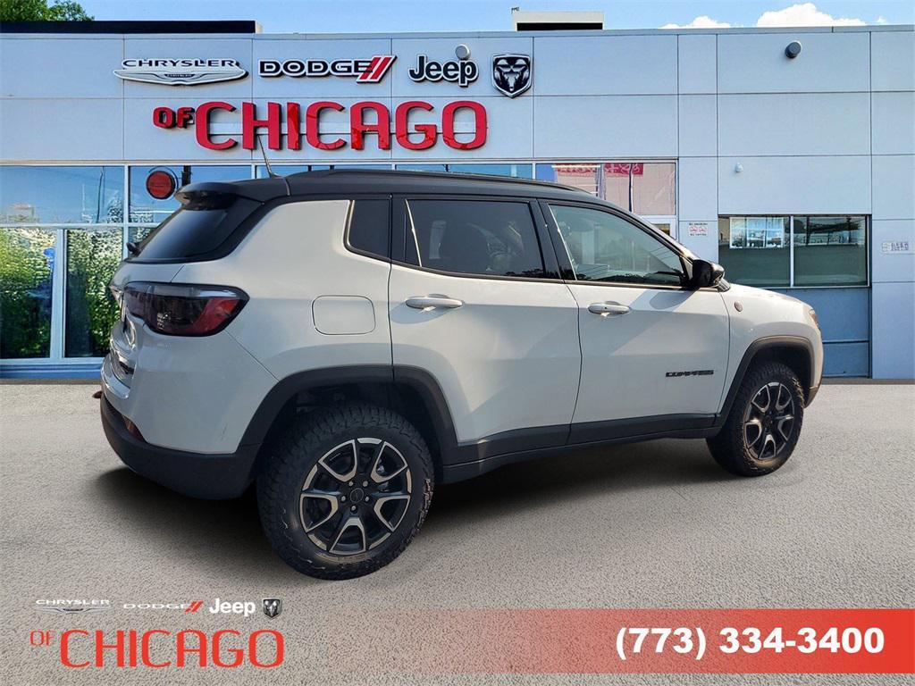 new 2025 Jeep Compass car, priced at $28,546