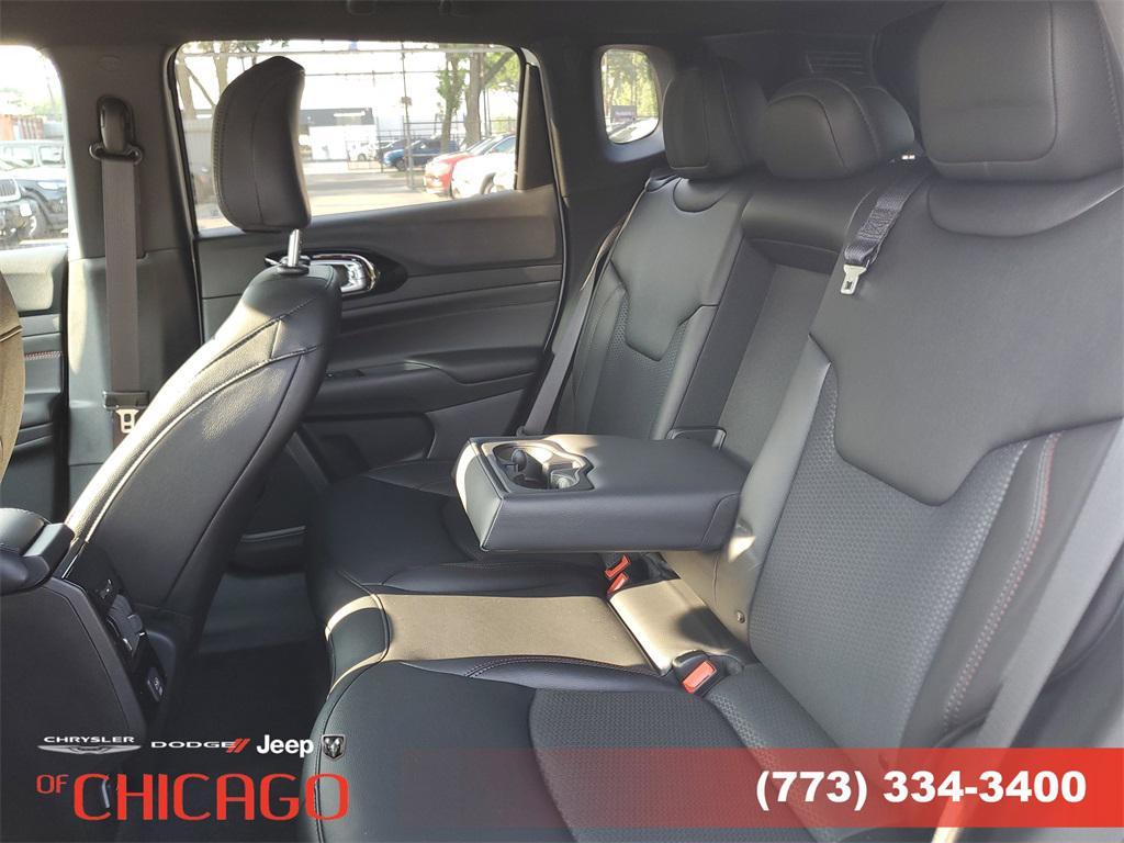 new 2025 Jeep Compass car, priced at $28,546
