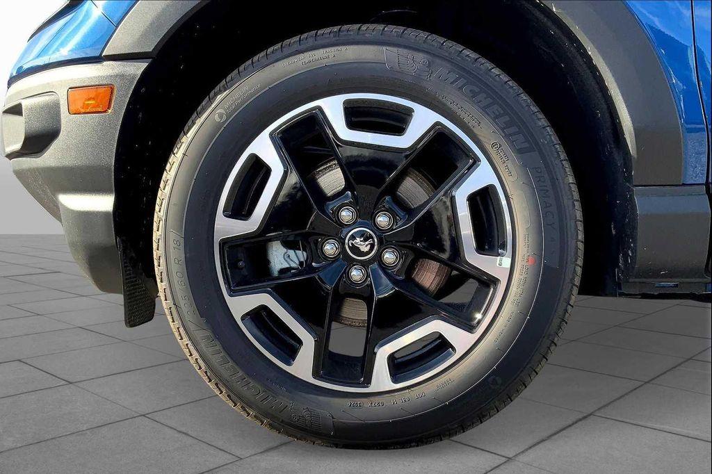 new 2024 Ford Bronco Sport car, priced at $33,518
