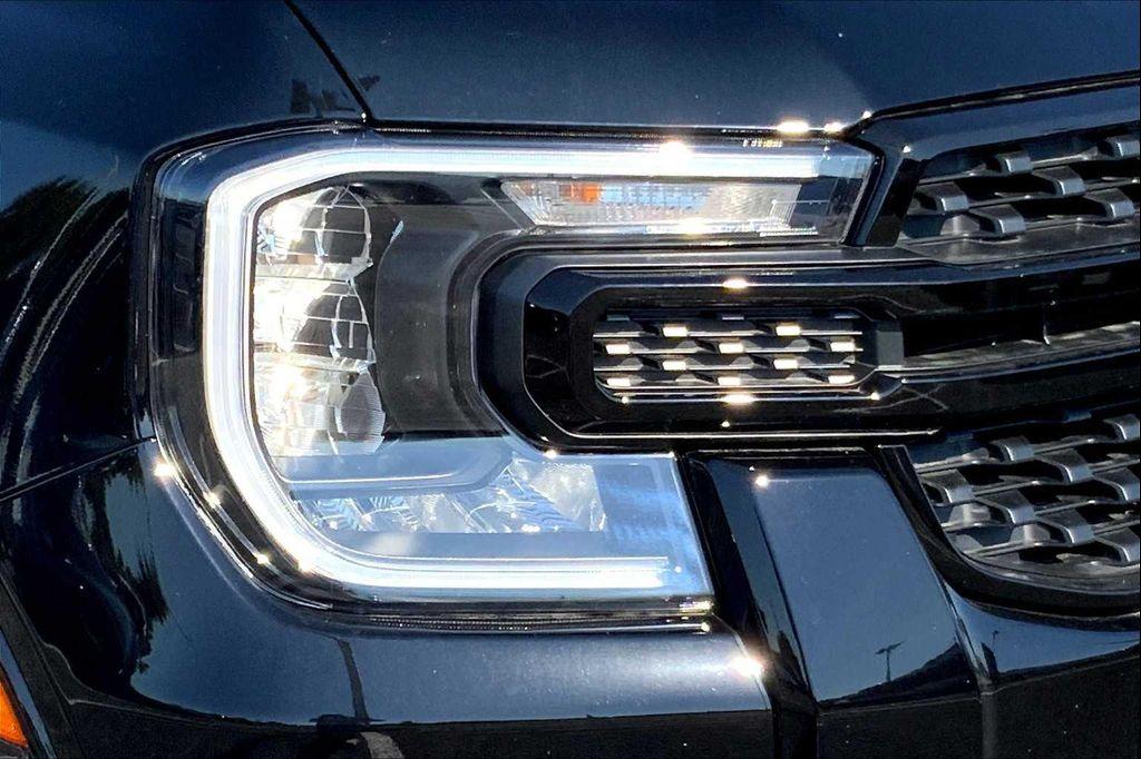 new 2025 Ford Ranger car, priced at $43,302