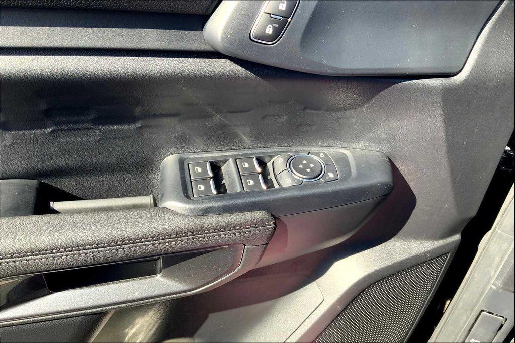 new 2025 Ford Ranger car, priced at $43,302