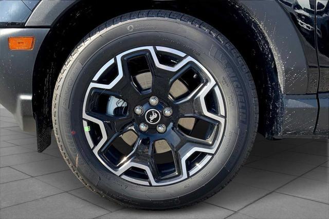 new 2025 Ford Bronco Sport car, priced at $36,185