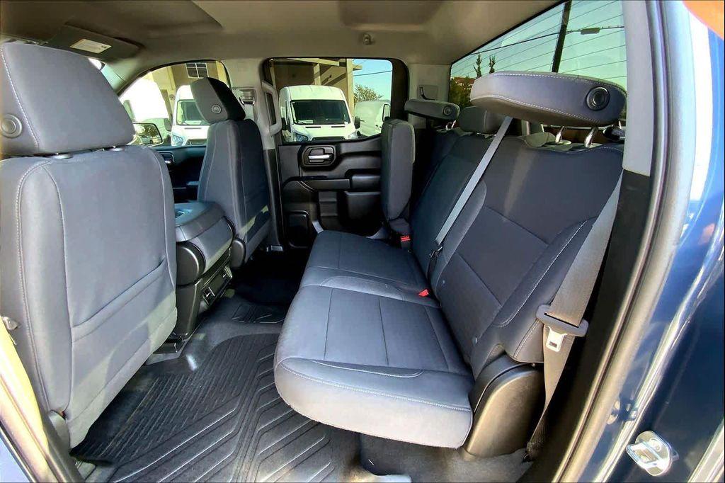 used 2022 Chevrolet Silverado 1500 car, priced at $31,899