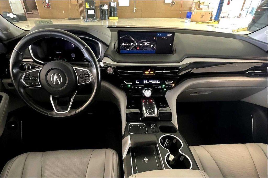 used 2024 Acura MDX car, priced at $40,996