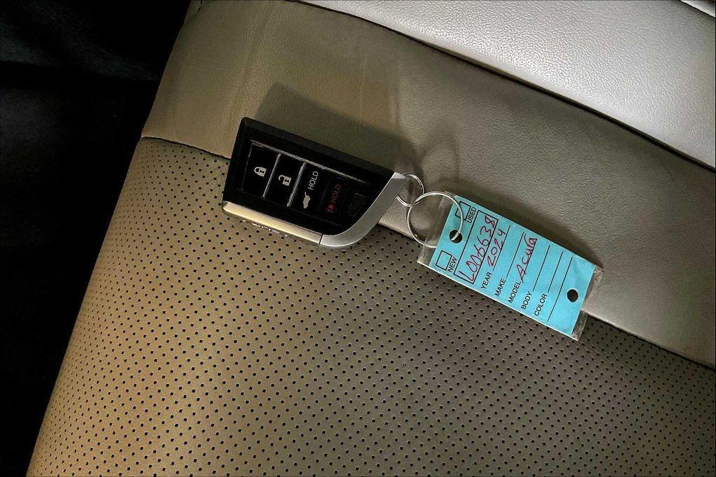 used 2024 Acura MDX car, priced at $40,996