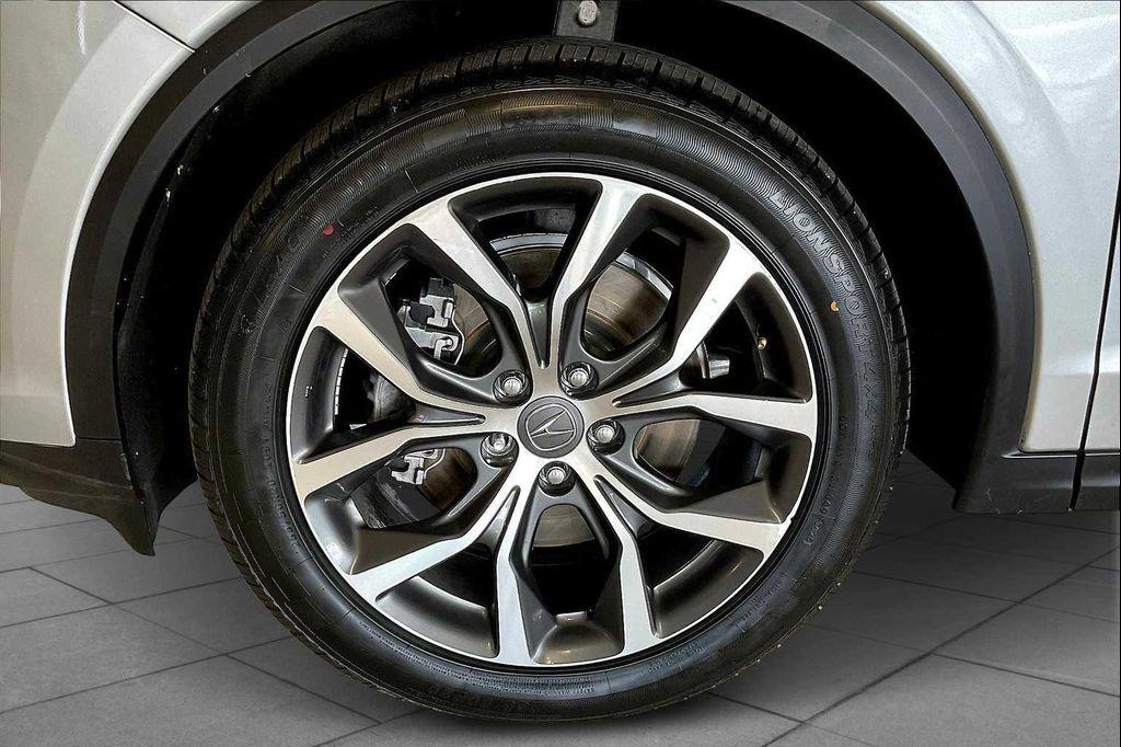 used 2024 Acura MDX car, priced at $40,996