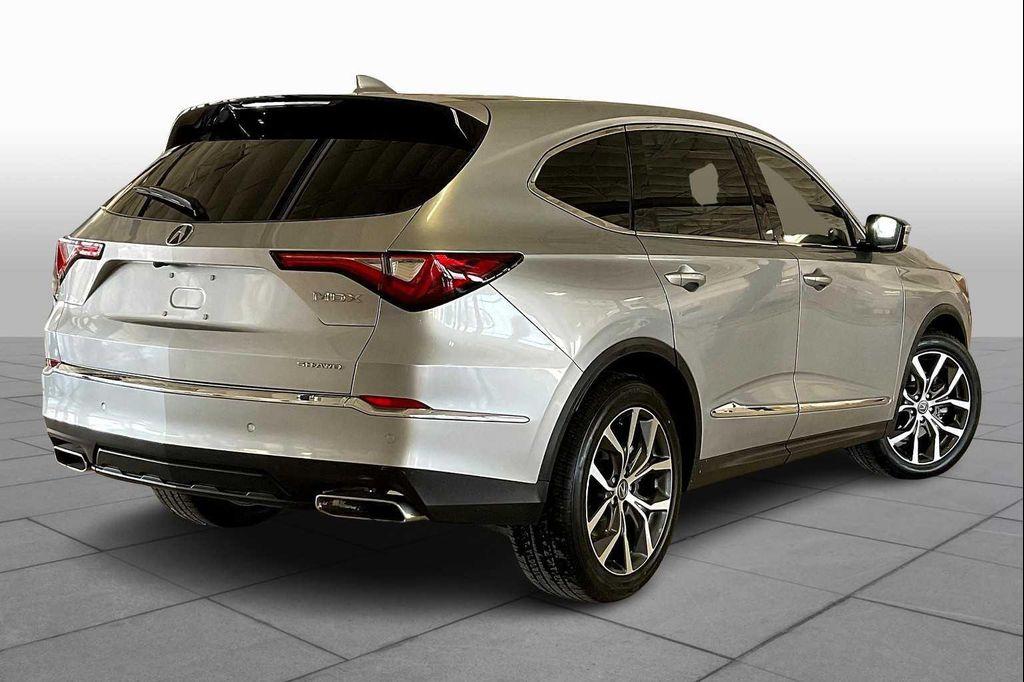 used 2024 Acura MDX car, priced at $40,996