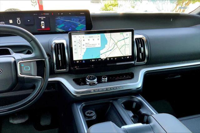 new 2025 Ford Expedition car, priced at $84,690
